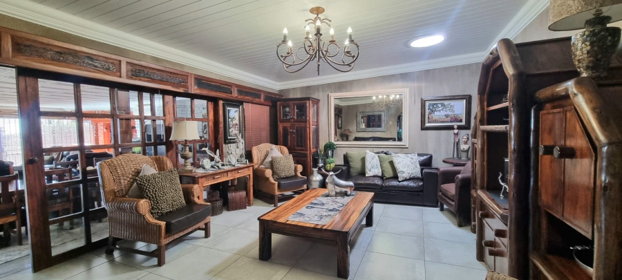 5 Bedroom Property for Sale in Dan Pienaar Free State
